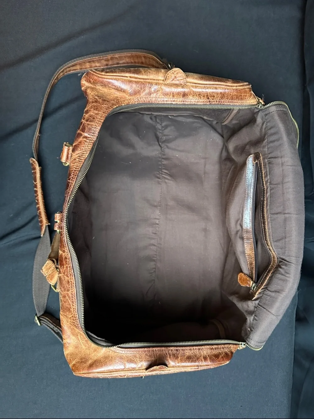 Classic Brown Leather Weekender Duffel Bag - Men